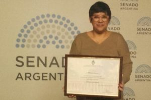 Docente fue a recibir un premio y le descontaron los días