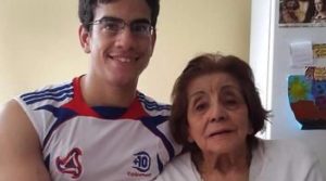 Tenía 23 años, se casó con su tía abuela de 91, enviudó y ahora reclama la pensión