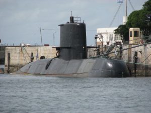 ARA San Juan: La Armada señaló que el informe del colapso en segundos es un indicio más