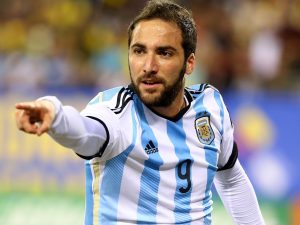 Rusia 2018: Un negocio regalará tres empanadas por cada gol de Pipita Higuaín