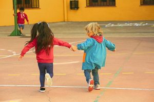 Educación: 1000 salitas de 5 años tendrán una hora más de clases en 2023