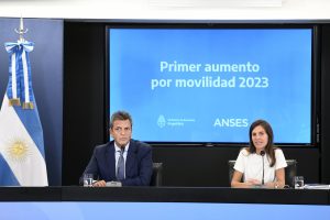 Massa anunció un aumento para jubilados: ¿en cuánto queda la mínima?