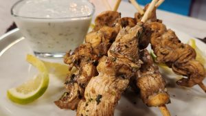 Unos riquísimos pinchos de pollo que hacés en un santiamén