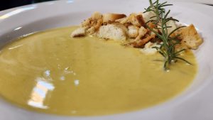 Nada como una sopita para este frío: Probá esta sopa crema de calabaza