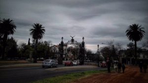 ¿Qué es el efecto Zonda que se siente en Mendoza este lunes?