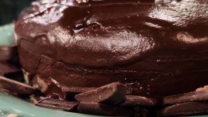 Una torta húmeda de chocolate y café que no da más de rica