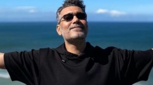 El “George Clooney” turco, el protagonista de Traicionada y su reflexión sobre su personaje: “tan perjudicial para  las mujeres”