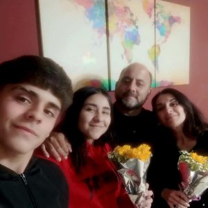 El papá mendocino viral en TikTok, por sus “flores amarillas”