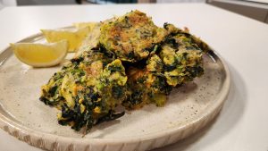 Tenés que hacer estos deliciosos buñuelos de verdura que se preparan en 30 minutos