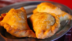 Almuerzo gasolero: cómo hacer estas exquisitas empanadas a mitad de precio