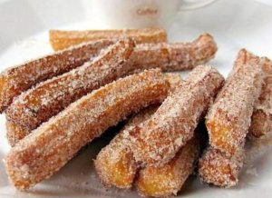 Merienda gasolera: prepará esta receta de churros súper barata, rica y fácil de hacer