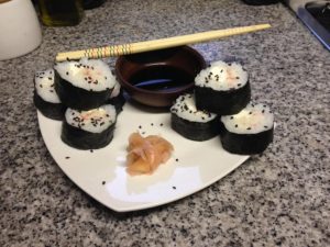 Almuerzo gasolero de Viernes Santo: hacé este sushi con cuatro ingredientes, igual de rico y muy barato