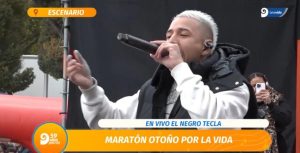 Maratón Otoño por la vida: El Negro Tecla deslumbró a una multitud con su música