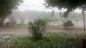 Atención: cae granizo en Mendoza a horas de los festejos de Año Nuevo