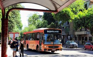 Mendoza: ¿Por qué hay menos colectivos en las calles?