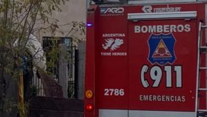 Maipú: un niño de 3 años murió en un incendio tras quedar atrapado en su casa