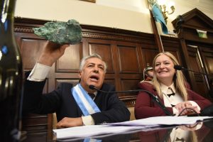 "Salarios más altos nos darán el petróleo y la minería": Alfredo Cornejo en la apertura de la Asamblea Legislativa