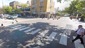 Tiene 14 años, fue atropellada frente a la plaza de Maipú y lucha por su vida