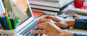 ¿Buscás trabajo en Mendoza? Reconocida empresa incorpora recepcionista con pocos requisitos
