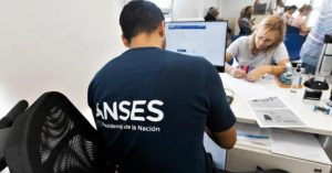 Libreta AUH 2025 de ANSES: quiénes cobran los $188000 en junio