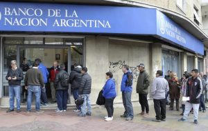 Jubilados con la mínima: ¿cuánto y cuándo van a cobrar en junio?
