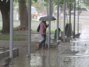 Sigue la lluvia pero se espera una mejora durante la tarde