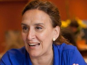 Michetti, sobreseída en la causa del dinero que tenía en su casa