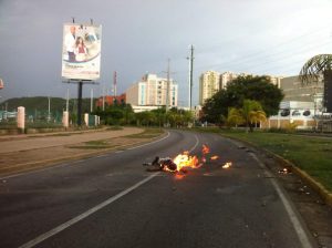 Aberrante: queman a un manifestante en Venezuela