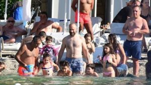 Fotos: Las vacaciones del protagonista de "El Sultán" y su familia