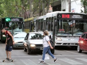 El plan que propone Capital para sacar los autos del microcentro