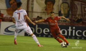 River perdió con Huracán y quedó muy lejos de Boca