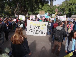 Asamblea Legislativa: Gremios y agrupaciones se manifestaron contra el Gobierno
