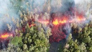 Videos: Hawái en emergencia por volcán en erupción y terremoto de 6,9 grados