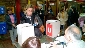 UNCuyo: Cerró la votación y esperan una definición ajustada