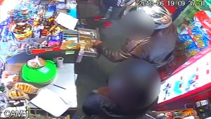 Video: Así asaltaron un kiosco en San Martín
