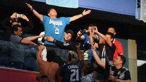 Cuánto le paga la FIFA a Maradona por ir al Mundial