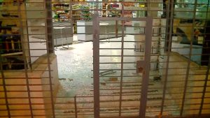 Asaltaron una conocida pinturería del centro en plena madrugada