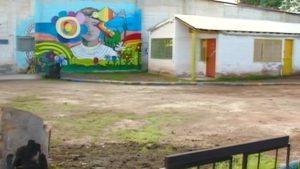 Atención: Joven de 18 años se fugó esposado del ex COSE