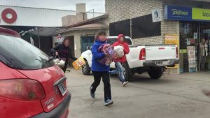 Detuvieron a 76 personas por los ataques a los supermercados