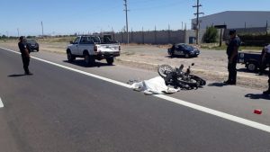 Ruta 7: Un motociclista falleció tras chocar con una camioneta detenida