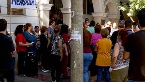 Trabajadores de la Socorros Mutuos reclaman por sus fuentes laborales