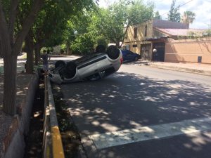 Guaymallén: una mujer volcó su auto en Las Cañas