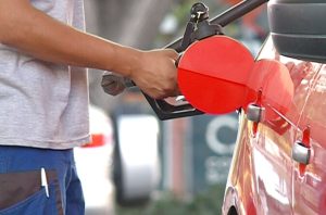 A cuánto subirían los precios de los combustibles