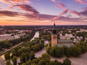 Finlandia ofreció vacaciones gratis para quienes quieran ser felices