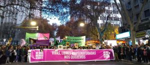 Multitudinaria marcha #NiUnaMenos