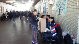 Cerraron los comicios con una participación normal