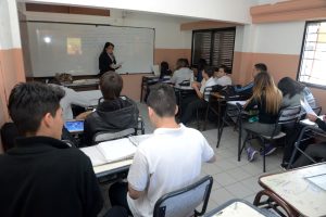 La DGE suspendió las clases para este lunes