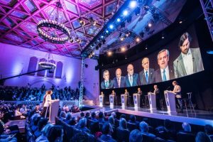 Macri y Fernández fueron los protagonistas del primer debate presidencial