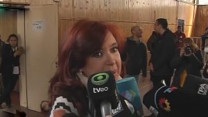 Cristina votó y le agradeció a todos por asistir a sufragar