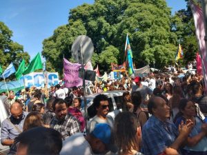 Ley 7722: qué pasó en la Legislatura el primer día de protesta